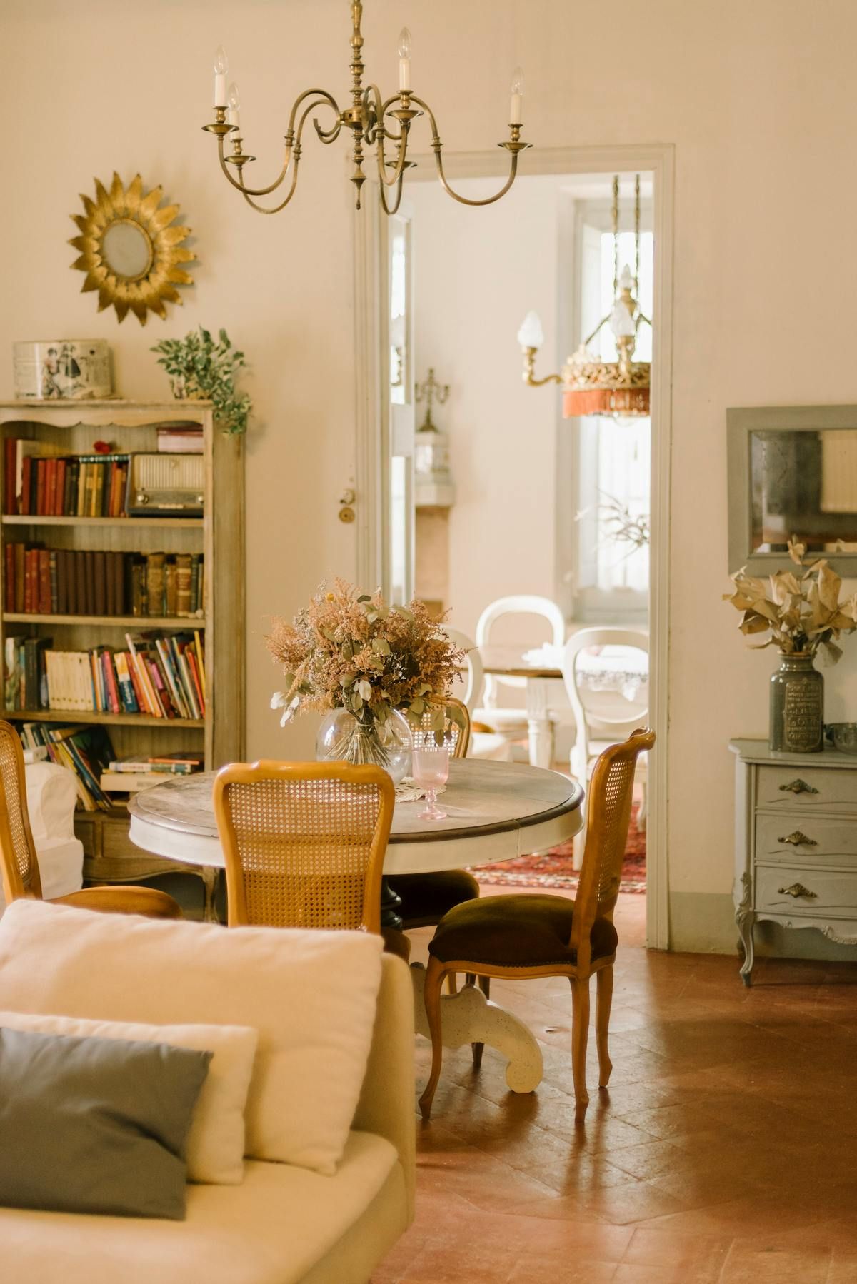 7 'Outdated' Design Trends Clients Want Back in 2026: The Heritage Revival Guide