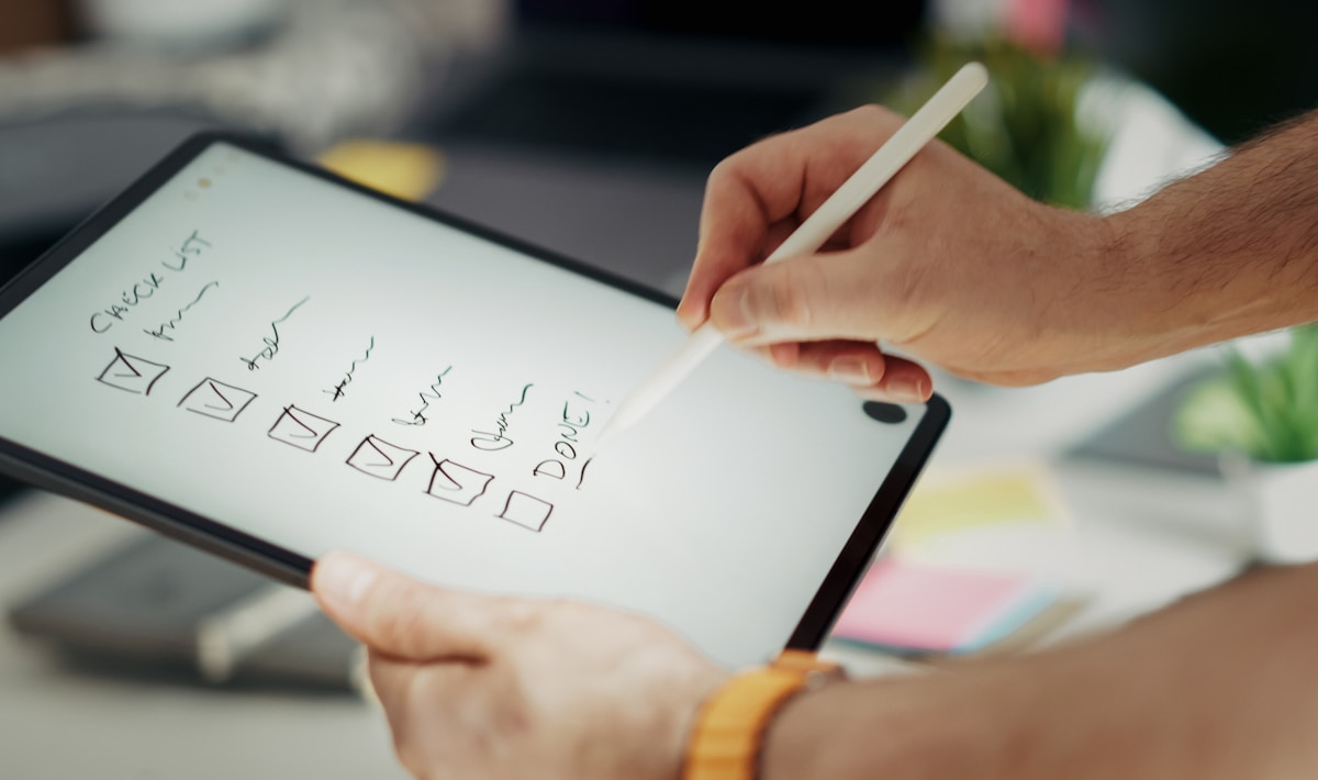 The Interior Design Procurement Process in 7 Steps (With European Logistics Tips)